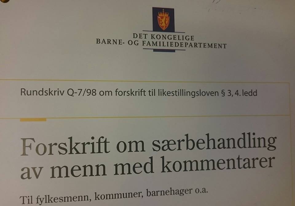 2rvund's tweet photo. Menn med kommentarer - det er verkelg ei gruppe som krev merksam oppfølging frå myndigheitene: https://t.co/LCasv3ayXX