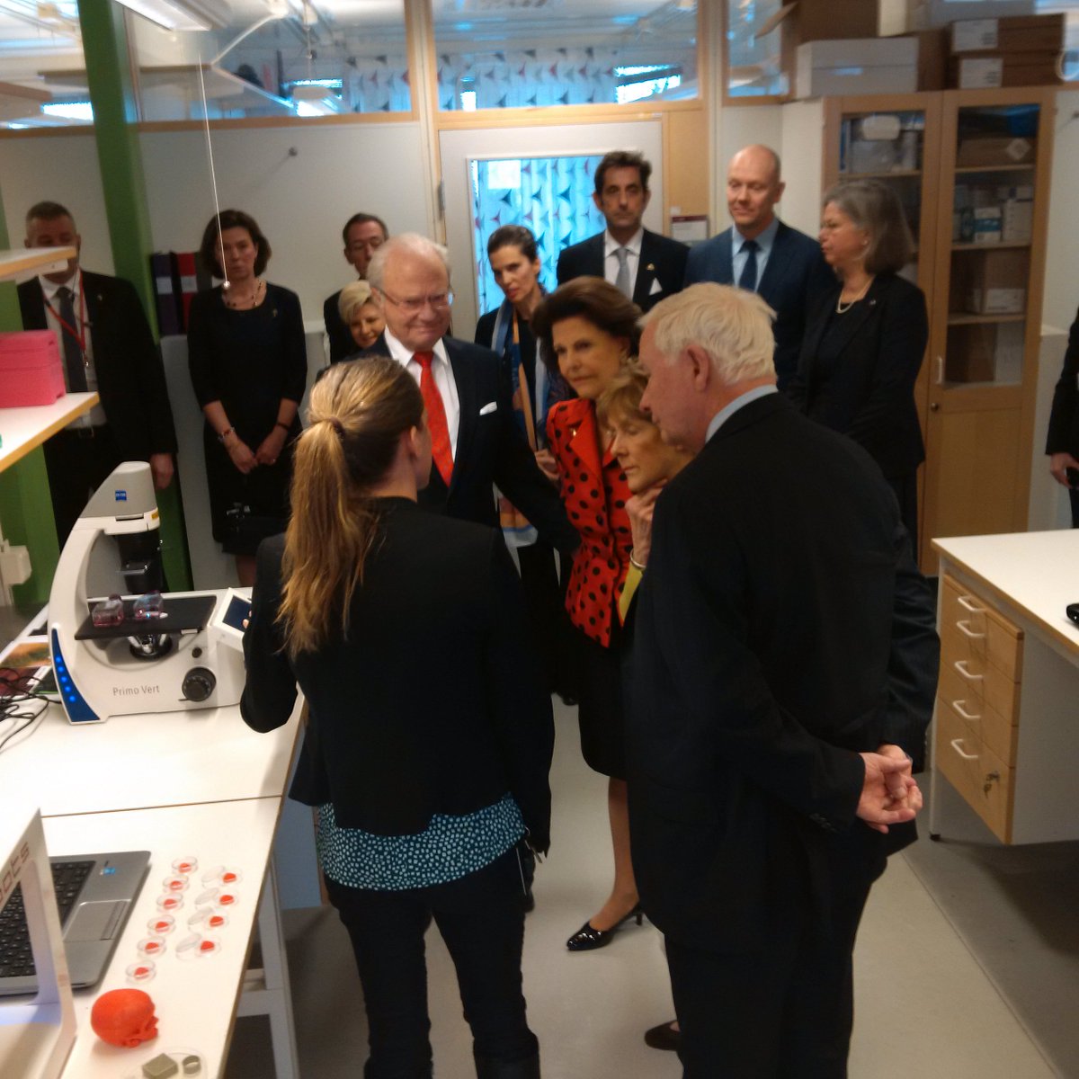 Exciting visit to Dr. Anna Falk's <a href="/stemcellab/">Anna Falk</a> to experience 3D bio printer bringing a new dimension to #medicalresearch. #GGSweden