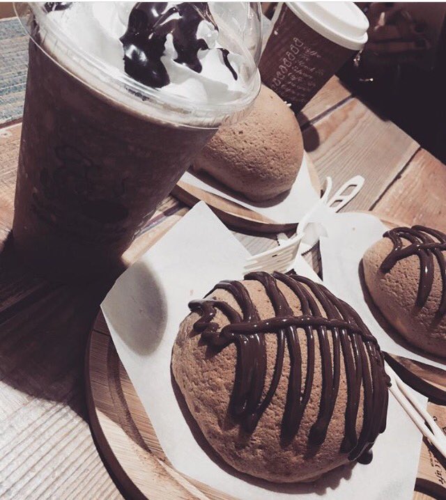 نيتك الصالحه هي من تجلب لك الخير فعلى قدر النوايا تكون العطايا لذا ضع في قلبك نيه الخير دائما وسيتولى ربك امرك ...💭💜