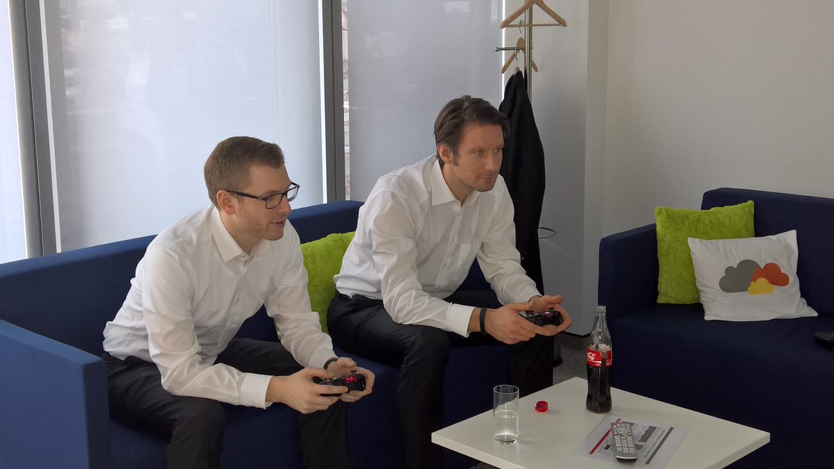 ebizcon's tweet photo. Workload für diese Woche ... Erarbeitung von Inhalten für #ebizcon Homepage. Aktuell Input für die #Fun Facts 😎 https://t.co/nKggzYq1F9