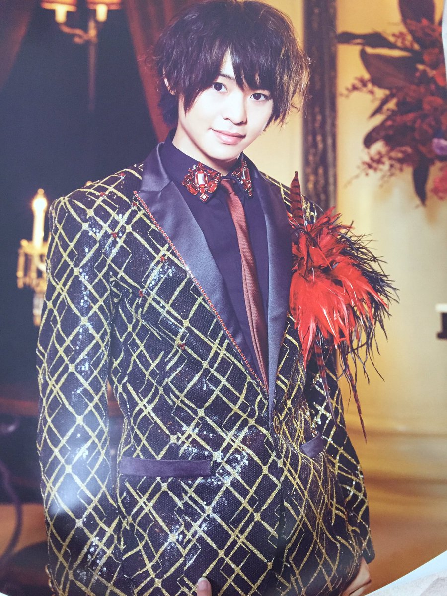 ymd_cnn_hsj's tweet photo. hey!say!jump グッズお譲りします。
ポスター各1000円

大阪手渡し優先！
郵送の場合おって送るということになります。送り方がわからないので、、、

#jump_譲 
#jump_グッズ https://t.co/Y36dWKDxjx