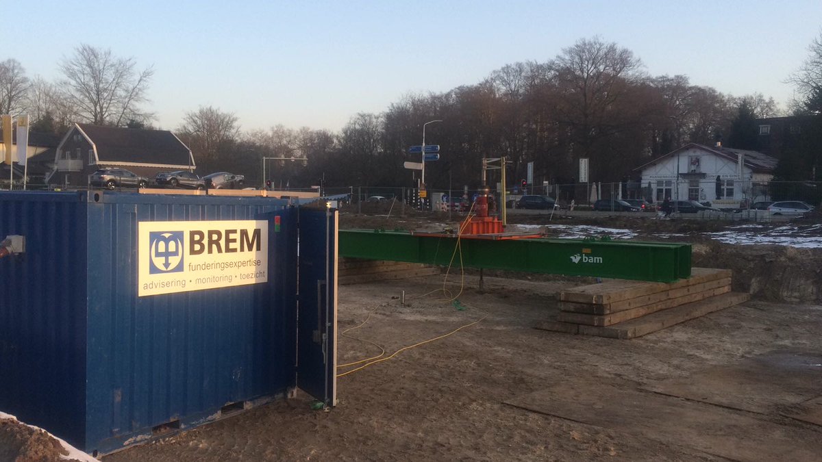 Bezwijktesten in #Driebergen-Zeist voor het project <a href="/StationDZ/">StationsgebiedDZ</a> in opdracht van @BAMInfra_nl