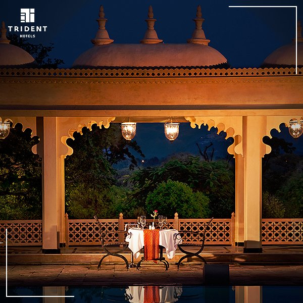 Celebrate the season of love with a perfect and private dinner setting at @Tridentudaipur.