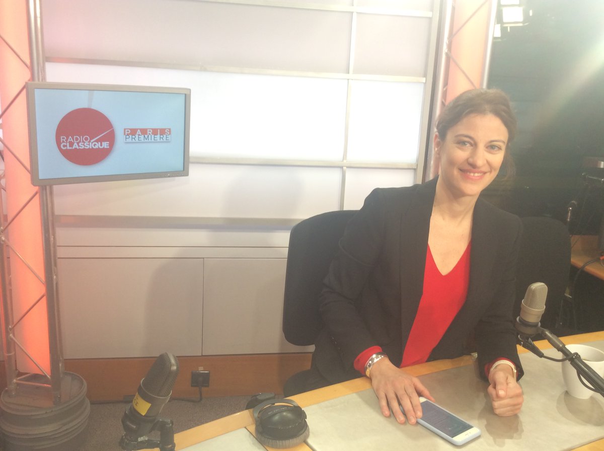 juliettemeadel's tweet photo. Je ne veux pas d'une société dans laquelle on va faire un tri entre les Français et les étrangers #MatinaleRC #FN https://t.co/3EY7sXbWdF