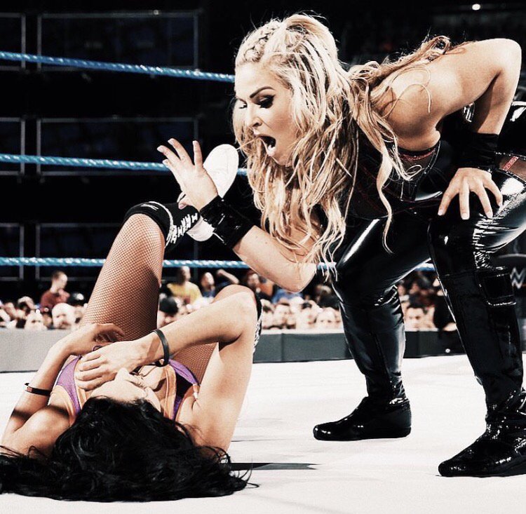 NatbyNature's tweet photo. It's on, Nikki. Falls. Count. Anywhere. At #SDLive, I'll make you see things MY way once and for all. 🖐👌👊 https://t.co/n5CUalRwDq