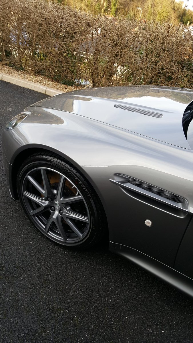 PlatDetailSW's tweet image. Aston MARTIN V8 Vantage basic protection detail and interior valet. A new client with a stunning car!