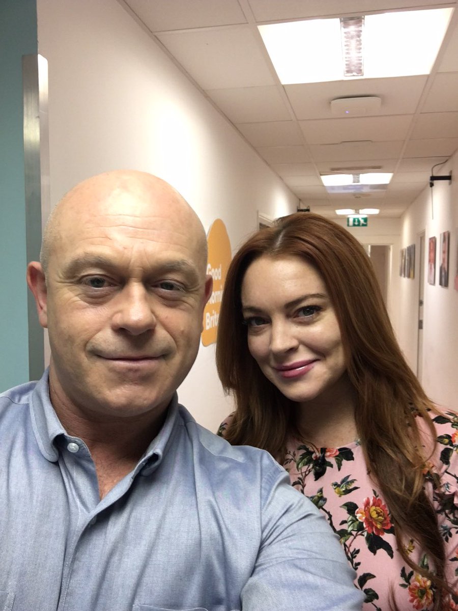 RossKemp's tweet image. From Libya to @lindsaylohan on @GMB. Good to meet you Lindsay!