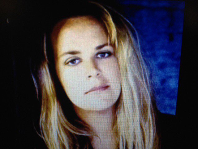 Happy birthday Mary Chapin Carpenter....love her work 