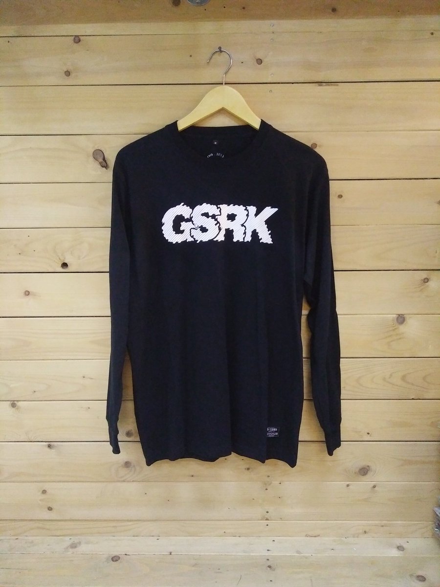 GUESSROCK's tweet image. ▪SIZE ➡  M.L.XL
▪MATRIAL ➡  COTTON COMBAT 30S
▪IDR ➡ 125K ( free ongkir )
▪( free 1 gelang keren original guessrock )
▪WA. ➡  081394477133