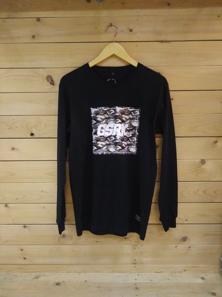 GUESSROCK's tweet image. ▪SIZE ➡  M.L.XL
▪MATRIAL ➡  COTTON COMBAT 30S
▪IDR ➡ 125K ( free ongkir )
▪( free 1 gelang keren original guessrock )
▪WA. ➡  081394477133