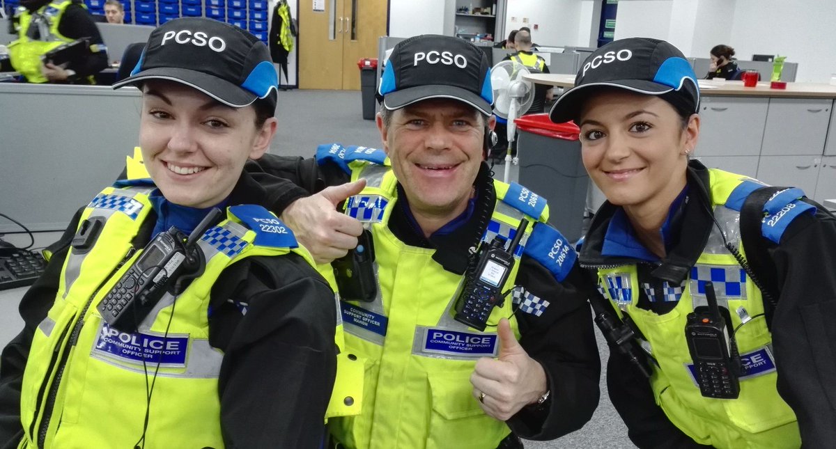 cheshirepolice's tweet image. Interested in becoming a PCSO with us? Sign up to our recruitment seminar on 1st March to find out more info socsi.in/wbbRQ