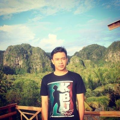 AswadiKbj's tweet photo. Come hangout with me > BthTemnUntkMenyelesaikanMslh😭 on #BIGOLIVE. https://t.co/nANBdmSfk2 https://t.co/PNIBQ4BT6D