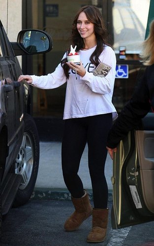 Happy Birthday Jennifer Love Hewitt 