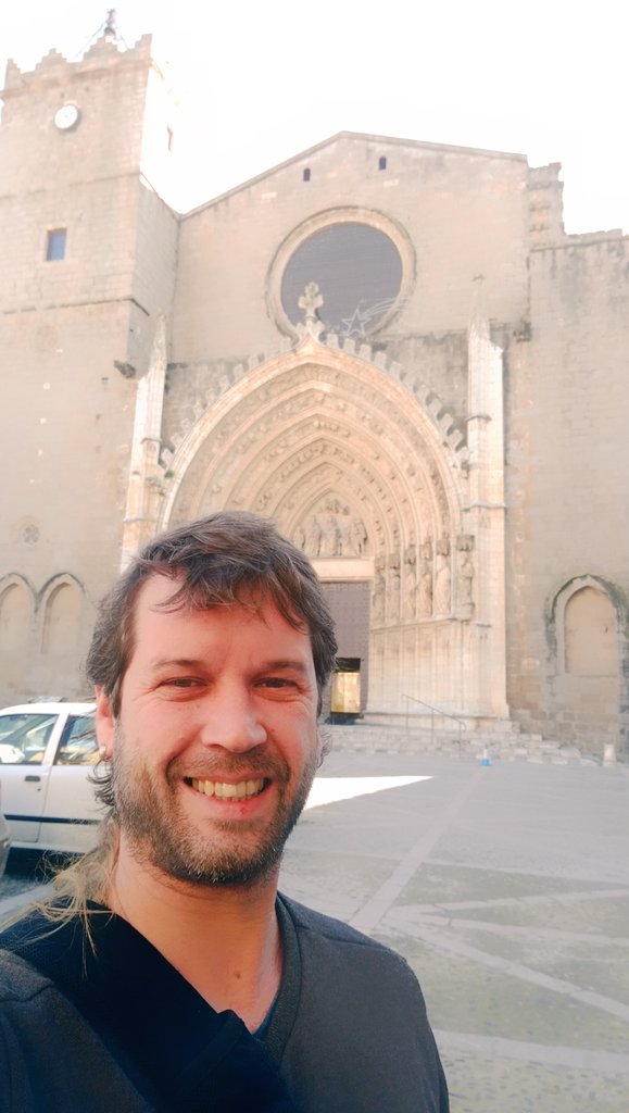 IsaacMorera's tweet photo. Ahir fent el curs #CombatMedieval i avui matí de feina i reunions de cares al Festival @terratrobadors . Amb moltes ganes de fer ! https://t.co/yZ2DmwvRfR