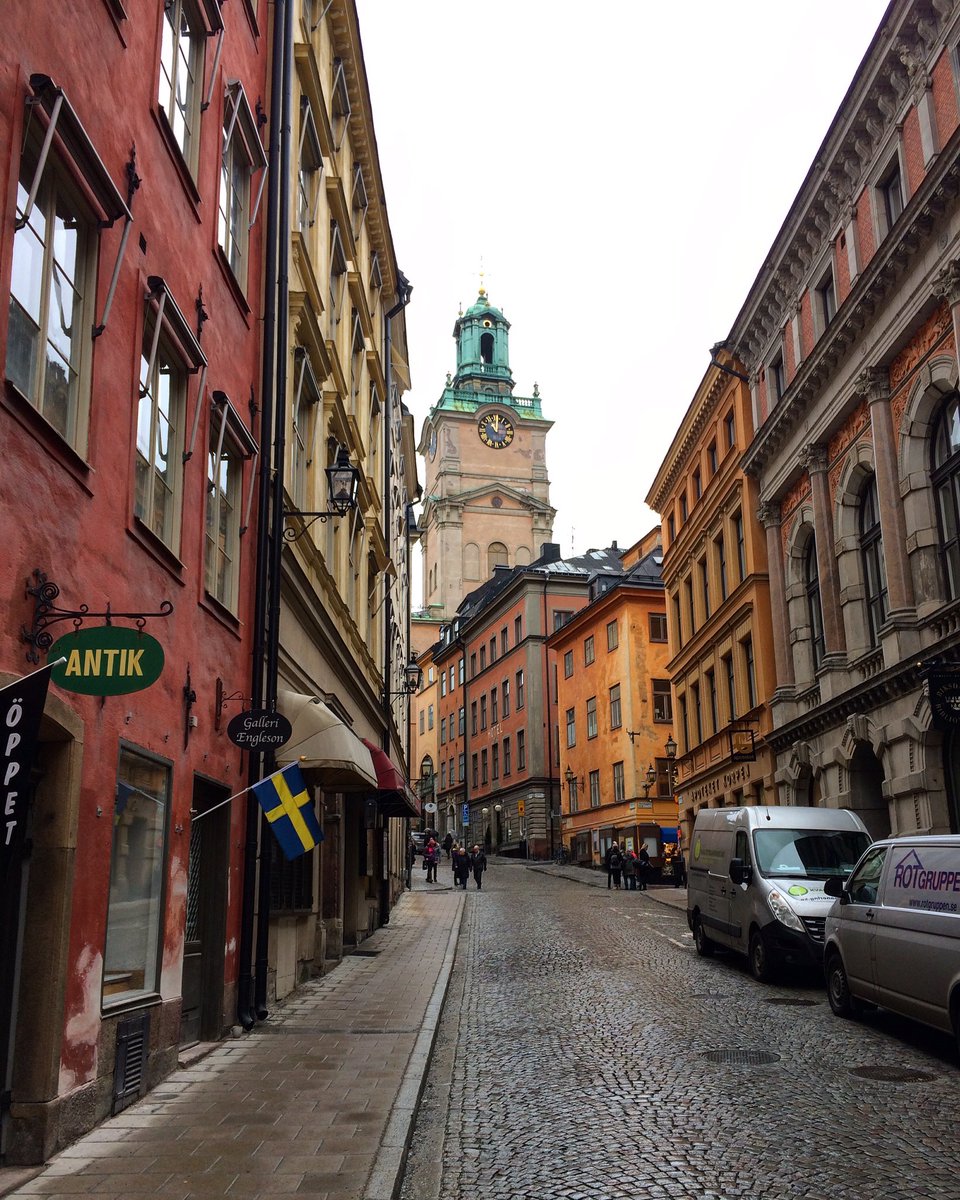 JonJoni's tweet photo. @visitstockholm @swedense #gamlastan #scandinavia #travel #sweden #europe @GoScandinavia nice walk in stockholms oldtown https://t.co/hHXqa69ZTE