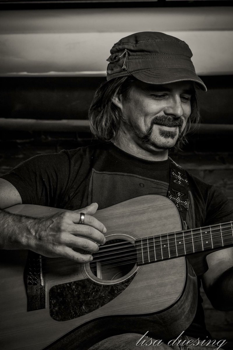 Know that I'm doing a private at <a href="/RockBottom/">Rock Bottom Brewery</a> Brewery tonight at <a href="/MyFountainSqr/">Fountain Square</a> <a href="/CityOfCincy/">City of Cincinnati</a>. Why? So YOU can hire me for YOUR private event.