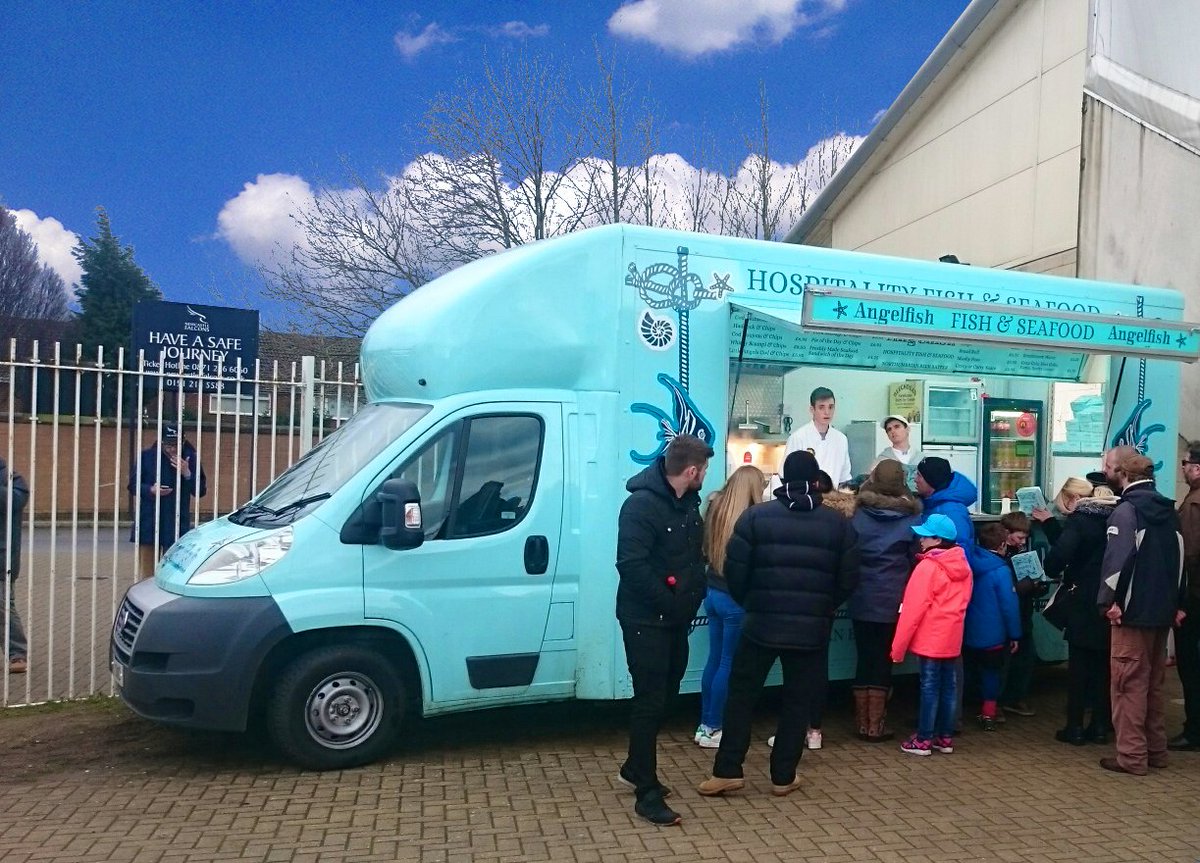 Do you have what it takes to join our team as Angel Street Food Event Manager? For more info theangelofcorbridge.tumblr.com/post/157522489… #northeasthour