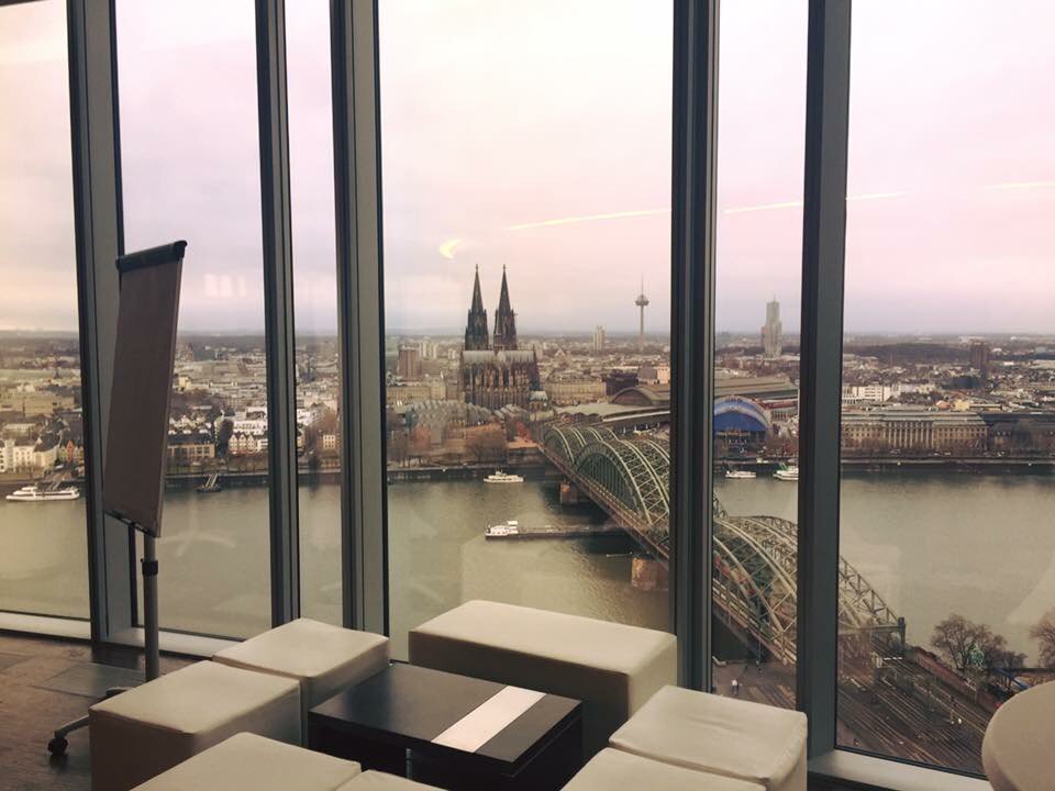 Crownpeak_DE's tweet photo. Unser #ContentTalk in #Köln läuft. Thema: #CaaS. Ausblick: Top! https://t.co/9SO5rW7cOO