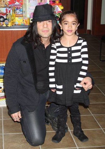 AshleyAAngel's tweet image. Me and daddy. @CRISSANGELPR