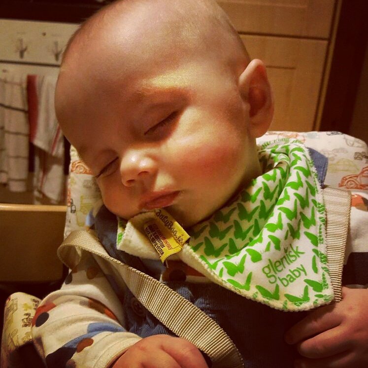 Glenisk's tweet photo. Breakfast eaten and now for a little nap. Wish I was a baby sometimes! ❤👶 #yogurt #weaning #gleniskbaby cc @babyboo_ie https://t.co/vtnroKTILX