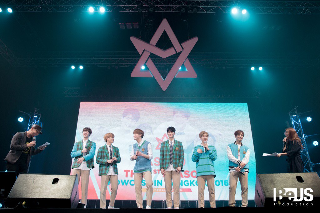 ทั้งสนุกทั้งขำน้ำตาไหลกับ #ASTRO THE 1st SEASON SHOWCASE in BANGKOK 2016 #ASTROinBKK2017 billboard-thailand.com/%E0%B8%97%E0%B…
