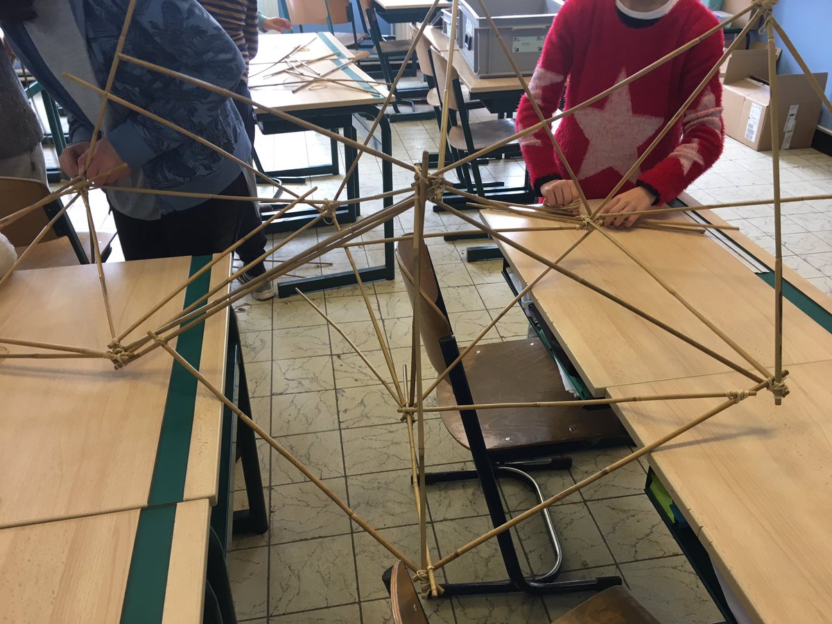 BSGOMelgesdreef's tweet photo. #technotrailer #stem enthousiaste leerlingen @BSGOMelgesdreef https://t.co/2gEFxjmkM8