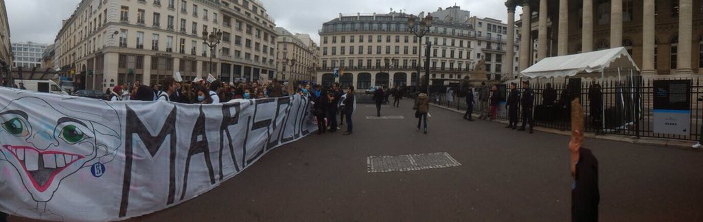 DrThomasHAMON's tweet photo. @mutualite_fr 🎼Marisol, nous voilà !
Devant toi, et les capitalistes
Nous jurons, nous, dentistes
De ne jamais suivre ton pas.🎼
#DENTger https://t.co/vtzS6Kzurr
