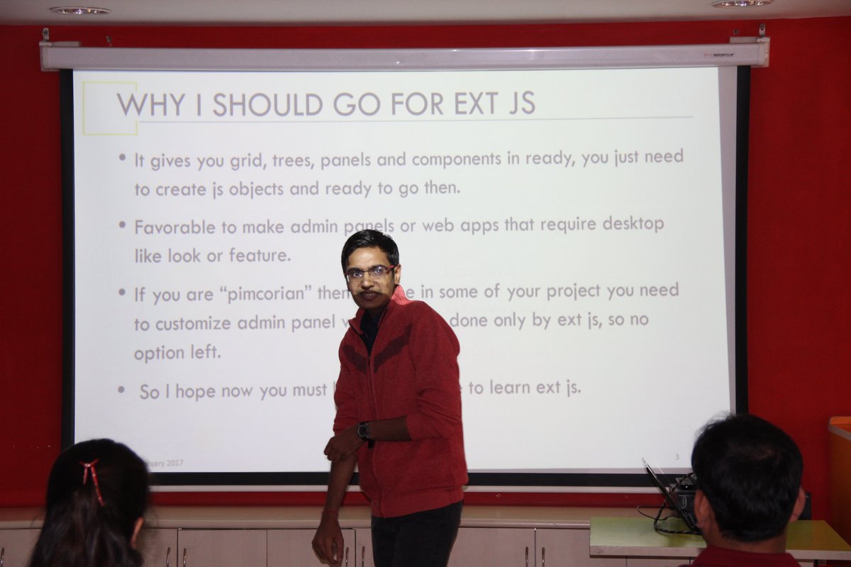 osscubeindia's tweet photo. After throwing light on the agenda, Yatin Gupta discusses the ins and outs of his session on #ExtensionJS. #knowledgesharing #CubianCamp https://t.co/C8x42aIFVh