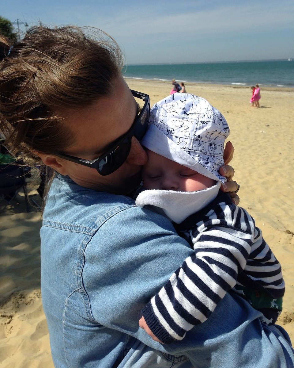 Bad_Mum_'s tweet photo. Very brave post on #PND on now! This does touch on abortion but well worth a read. On now! #noshameinit #pandasfoundation #parenting https://t.co/T0FqbV0ARH