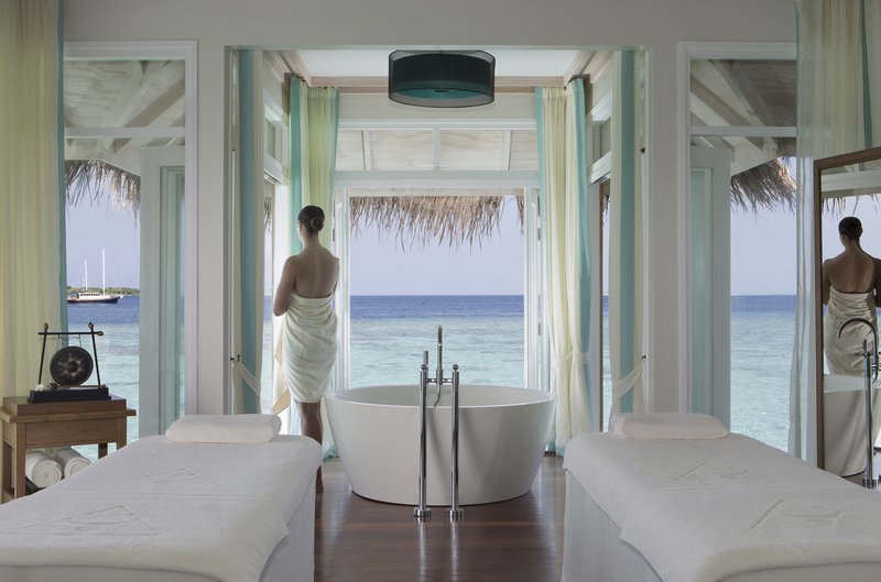luxurysightsee's tweet photo. Did you know that #SpaBaths improve cardiovascular health? 
[https://t.co/9HMGhshebP] 🍶🛀

#TheLuxuryTravelChannel https://t.co/XxqtzBRsZx