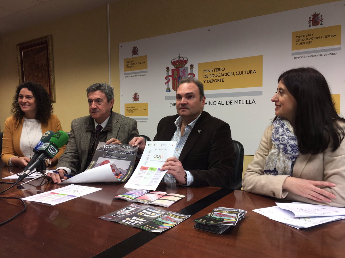 ondaceromelilla's tweet photo. Presentadas la Olimpiada de Economía 2017 y la VI Incubadora de Sondeos y Experimentos. https://t.co/8P9uftHEm9