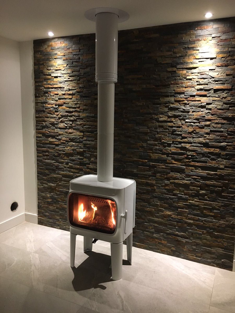 thefireplaceiow's tweet photo. What do you think of this 'little' stunner? White enamelled #jotul F305 @Jotul_UK @johns_nicholas #stoves #IsleofWight https://t.co/Ya0CiElNMU