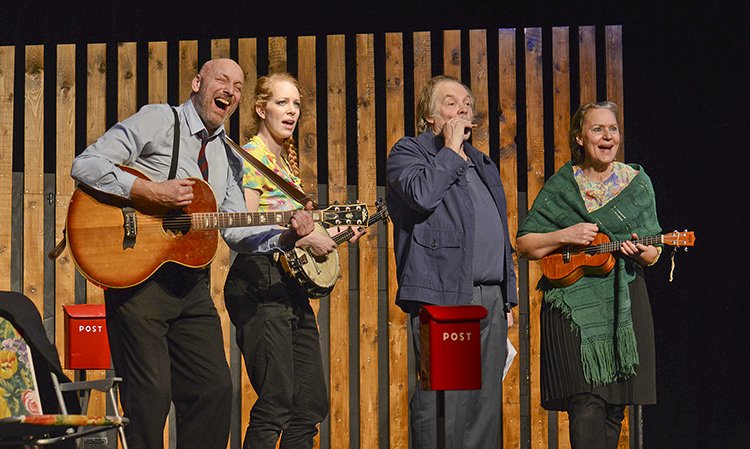 HansChrDavidsen's tweet image. #dkteater #dkkultur #dklitt
#Teater anmeldelse af #Møllen »En mand der hedder Ove« på #Kulturkapellet:
kulturkapellet.dk/teateranmeldel…