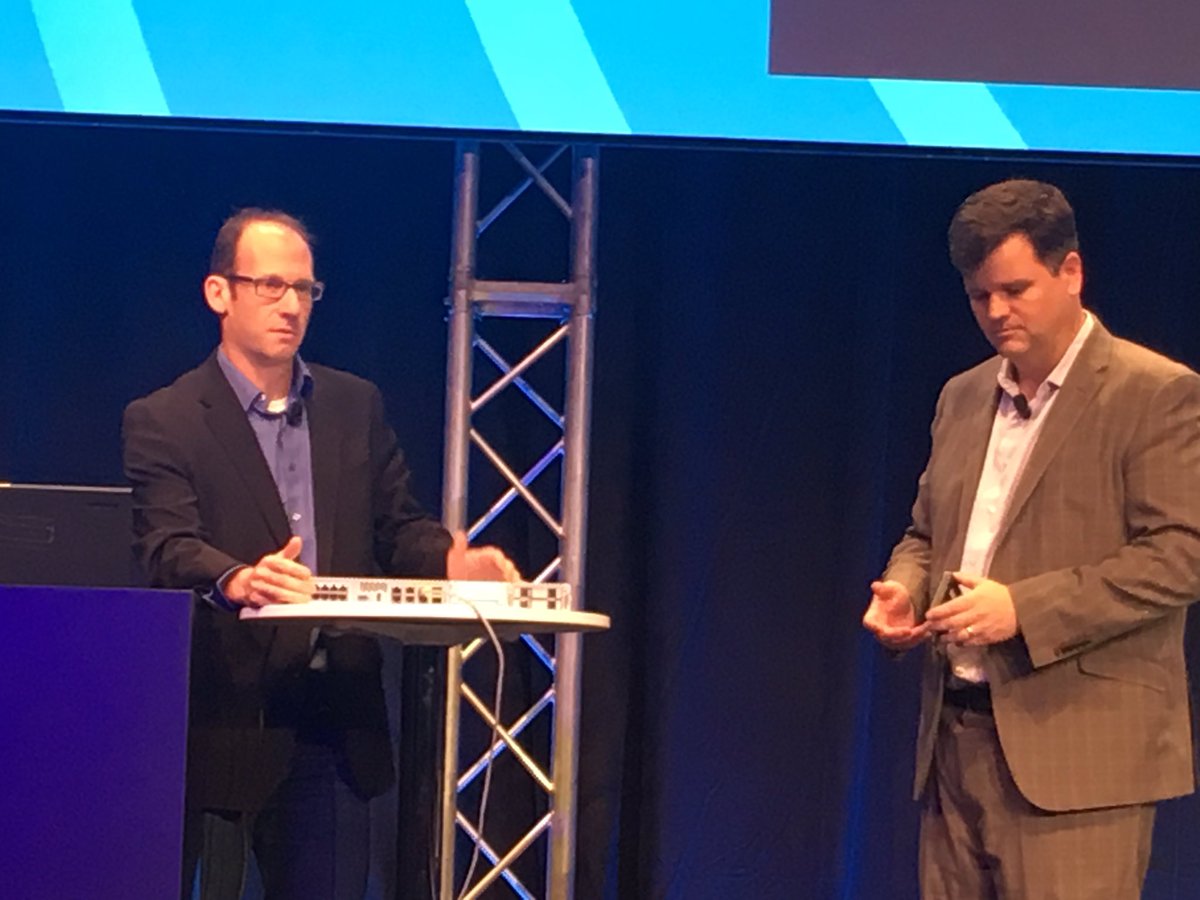 Launching ENCS, a network compute platform for Branch Virtualization at Cisco Live Berlin #CLEUR