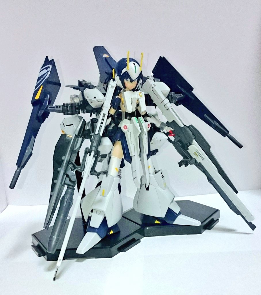 #重量級フレームアームズ・ガール
これは良いタグですね!
ダンディライアンもヘイズル・ラー第二形態も完成してないから過去～

フライルーちゃんフル装備 再び(๑•̀ㅂ•́)و✧ 