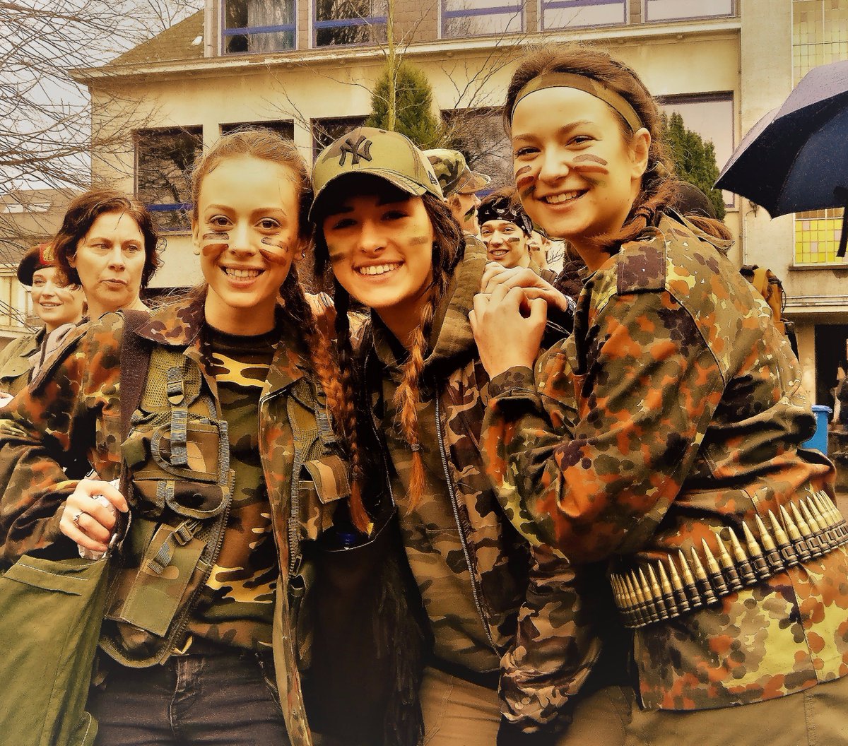 103 dagen #girlpower #makelovenotwar #bernarduscollege