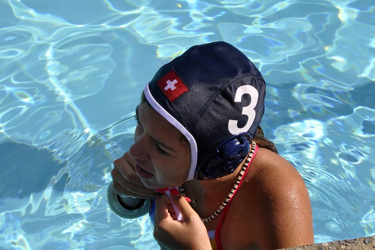 Carola Vitali of the Underwater Hockey group of @SSSBellinzona demonstrating UWH at "Sportissima", Piscina Bellinzona, 11 Sep 2016.