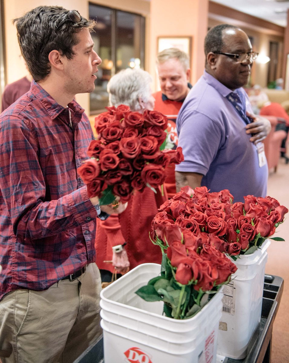 LifesparkBeYou's tweet photo. We partnered with @wishofalifetime's #cupidcrew on #vday17 and delivered roses to #seniors at @village_shores. Photo credit: Peter Sherno https://t.co/8raijkyK6S