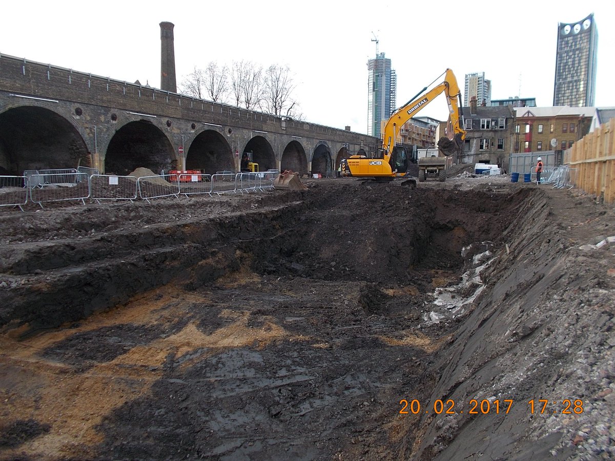 Pic Of The Day-Excavating TPH Hotspots today.  #asbestos #Durkan #landremediation #siteinvestigations #ContaminatedLandRemediation