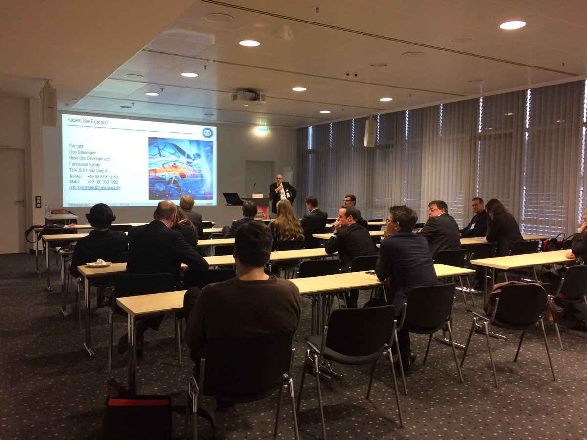 netlaws's tweet photo. Techn. Überprüfbarkeit von Systemen zum hochautomatisierten Fahren im Rahmen der Absicherung - spannendes Referat v. U. Steininger #nls17 https://t.co/0tPyB7gQUg