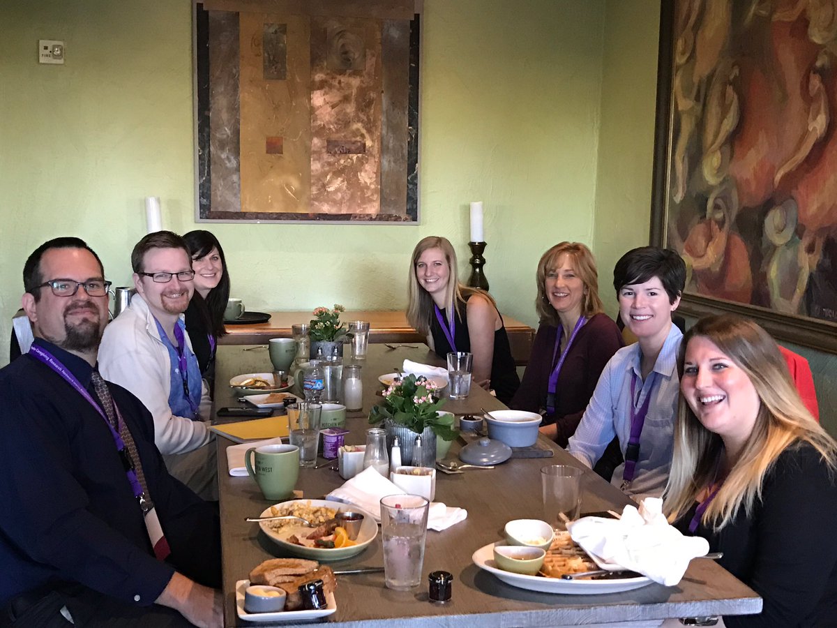 csupalliative's tweet image. CSU Institute for Palliative Care instructors from across US meet at #swhpn17 in Scottsdale and discuss social worker courses. #hpm
