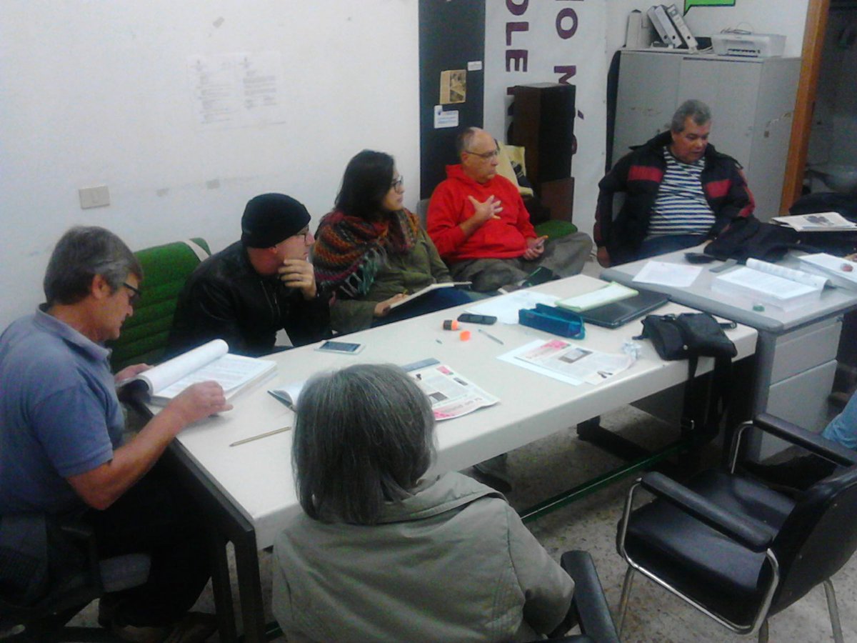TacoronteSSP's tweet photo. Una tarde intensa de trabajo!decidiendo y construyendo las lineas de trabajos para los próximos meses SÍ SE PUEDE!!! #oposiciónresponsable https://t.co/FbClDBUE2C