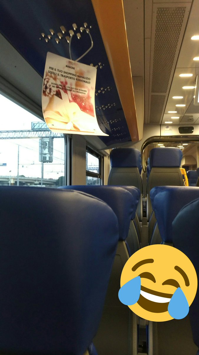 dandigiosia's tweet photo. @trenitalia_fs_ sempre al passo coi tempi. #inritardodiunastagione  #ciscusiamoperilritardo https://t.co/neFVWFT0MX