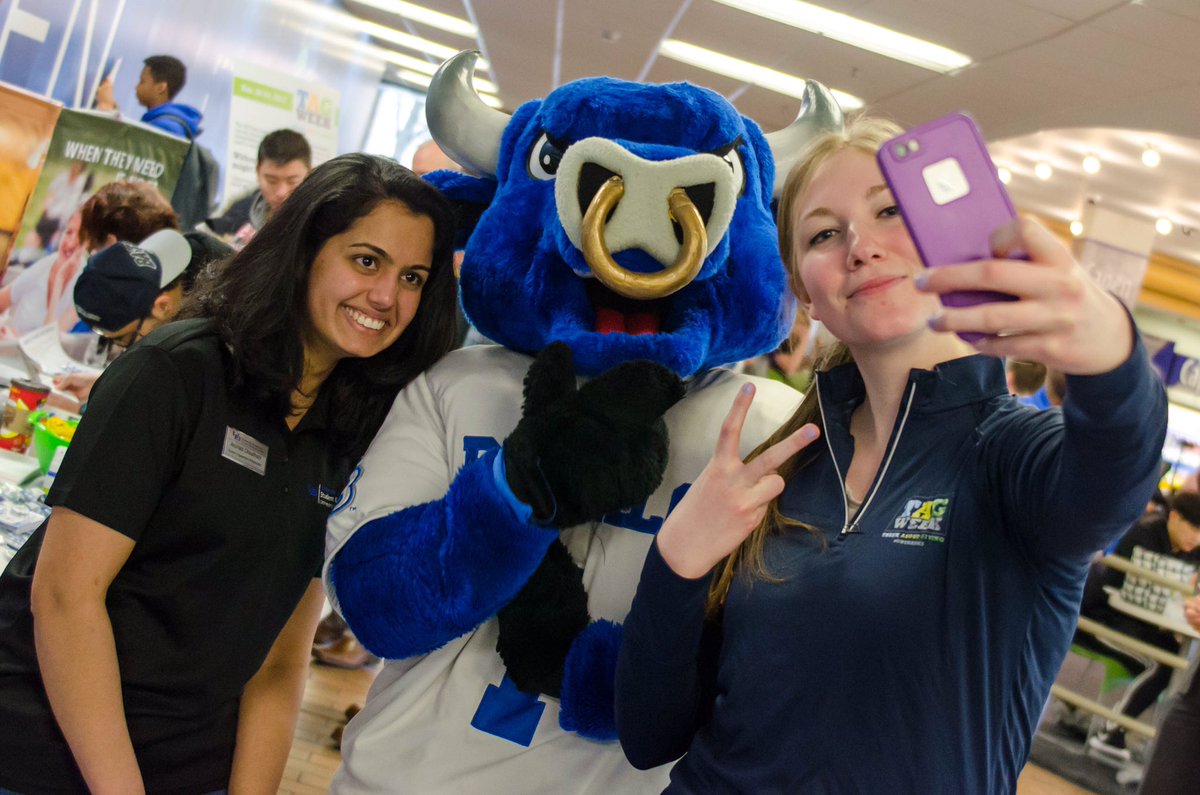 UBStudentExp's tweet photo. Join us! We're in Capen saying "thank you!" to the donors who help make your #UBuffalo experience happen. #UBThanks #UBTAGWeek https://t.co/YeUTSXOAtn
