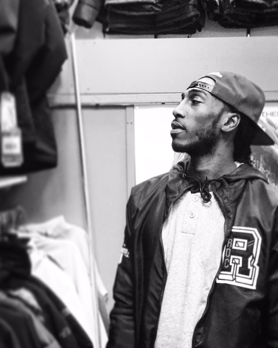 _DonRoyal_'s tweet photo. "I Done Made More Money Than Friends In A Minute" #TheHitMagnet #illVille #BundleBoi #BBE๐ฐ๐๐พ #Jerz https://t.co/XZBYDchAbz
