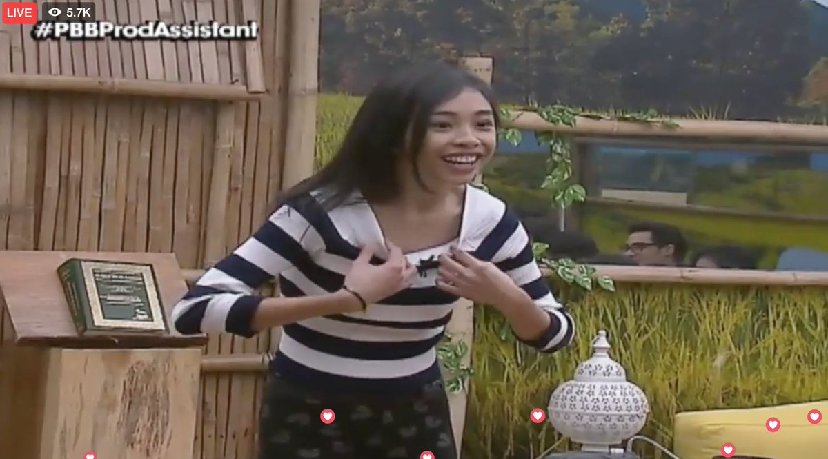 MaywardEntrata5's tweet photo. retweet FloYea RT PBBabscbn: THE "HEARTBEAT" hahahaha #PBBProdAssistant https://t.co/6BsUaIgcVh