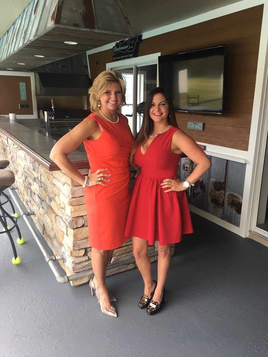 sonya_inman's tweet photo. Of course I had to wear my Ivanka Dress to support Women in Business! On our way to see President Trump! 
#womenfortrump https://t.co/Bli9rnhLQ0
