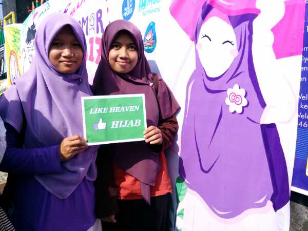SyfaAsysyifa's tweet photo. #GEMAR2017
#simpang5smg
#LDK_FA
#FSLDK https://t.co/Sb73OgtDmG
