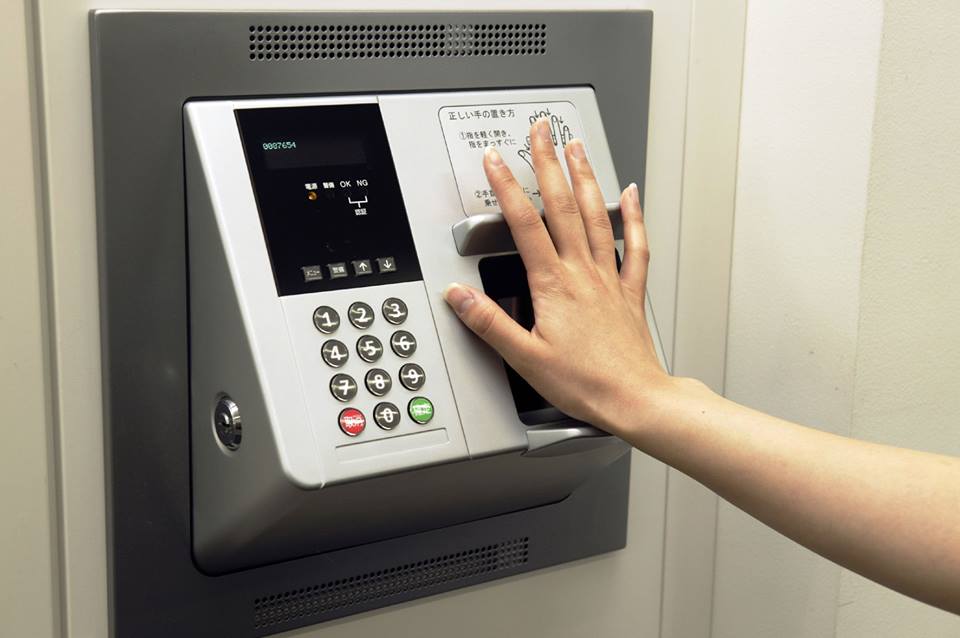 SHIELD_INTL's tweet photo. #BiometricSystems rely on specific #data about unique biological traits in order to work effectively.
 #Technology #identification #security https://t.co/eOzV79PdVV