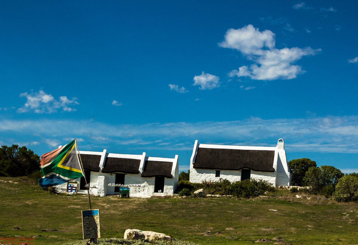 GabrielSithole's tweet photo. A must visit. What a beautiful coastal town! @GoToSouthAfrica .@SouthAfrica .@discoverctwc .@SunlifeVitamins #SunlifeEpicRSA #CapeAghulas https://t.co/SpLsDAmAMo